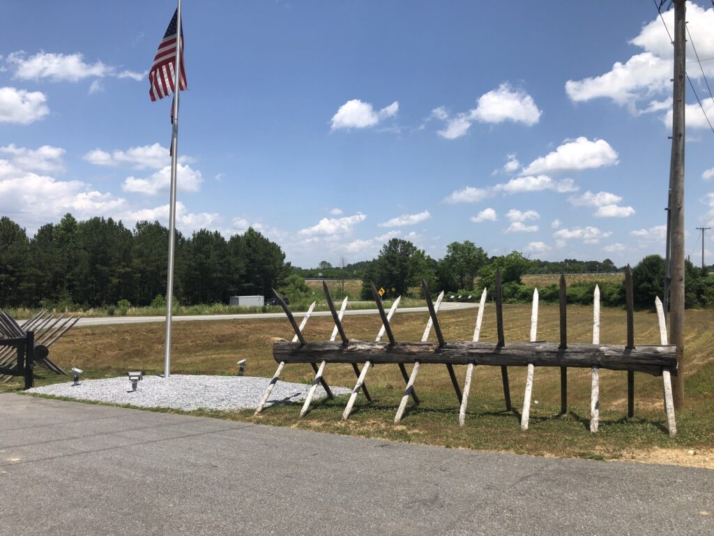 Chevaux de frise guard the modern entrance to the Resaca battlefield park. - <i>Photo by the author</i>