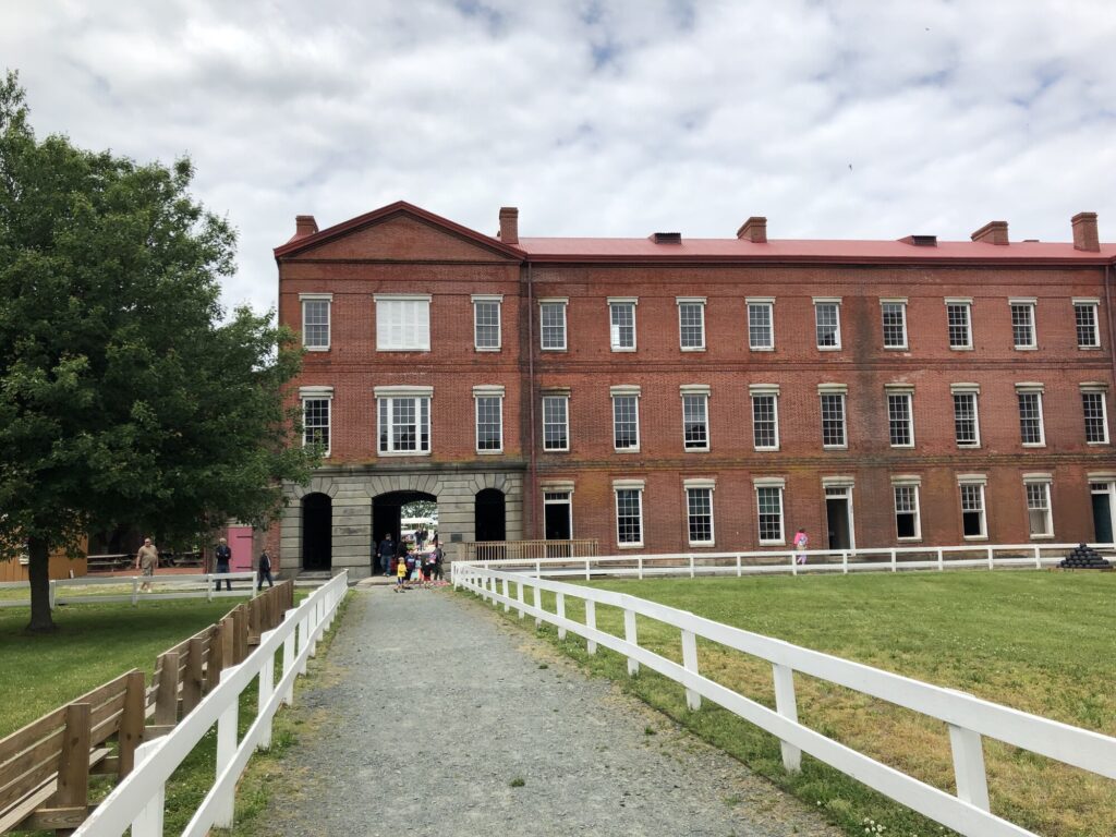 One of the Third System-era structures within the fort houses a small museum and shows what mess, quartermaster, and medical facilities were like. - <i>Photo by the author</i>